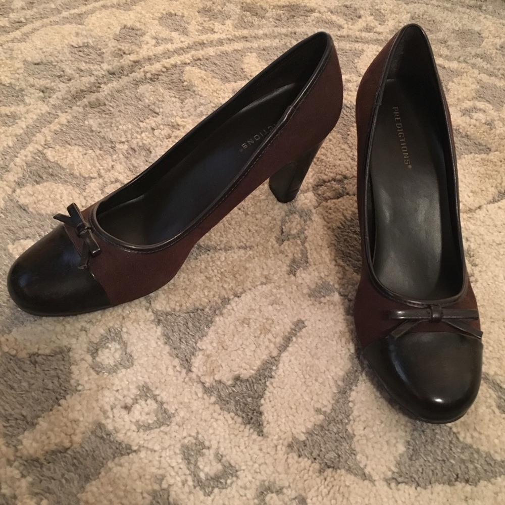 Suede & Leather Kitten Heel Pumps